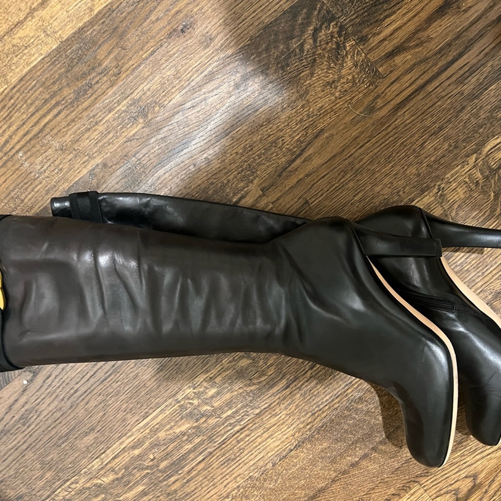 gucci boots - Picture 6 of 9